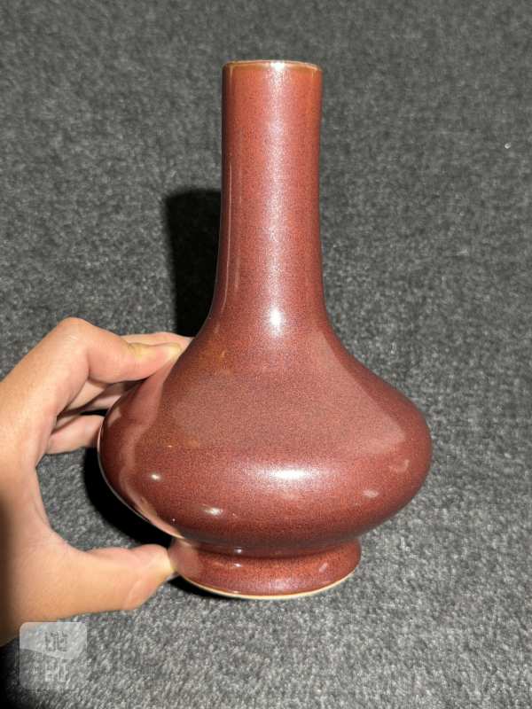 清雍正 紫金釉荸荠瓶 - 图2